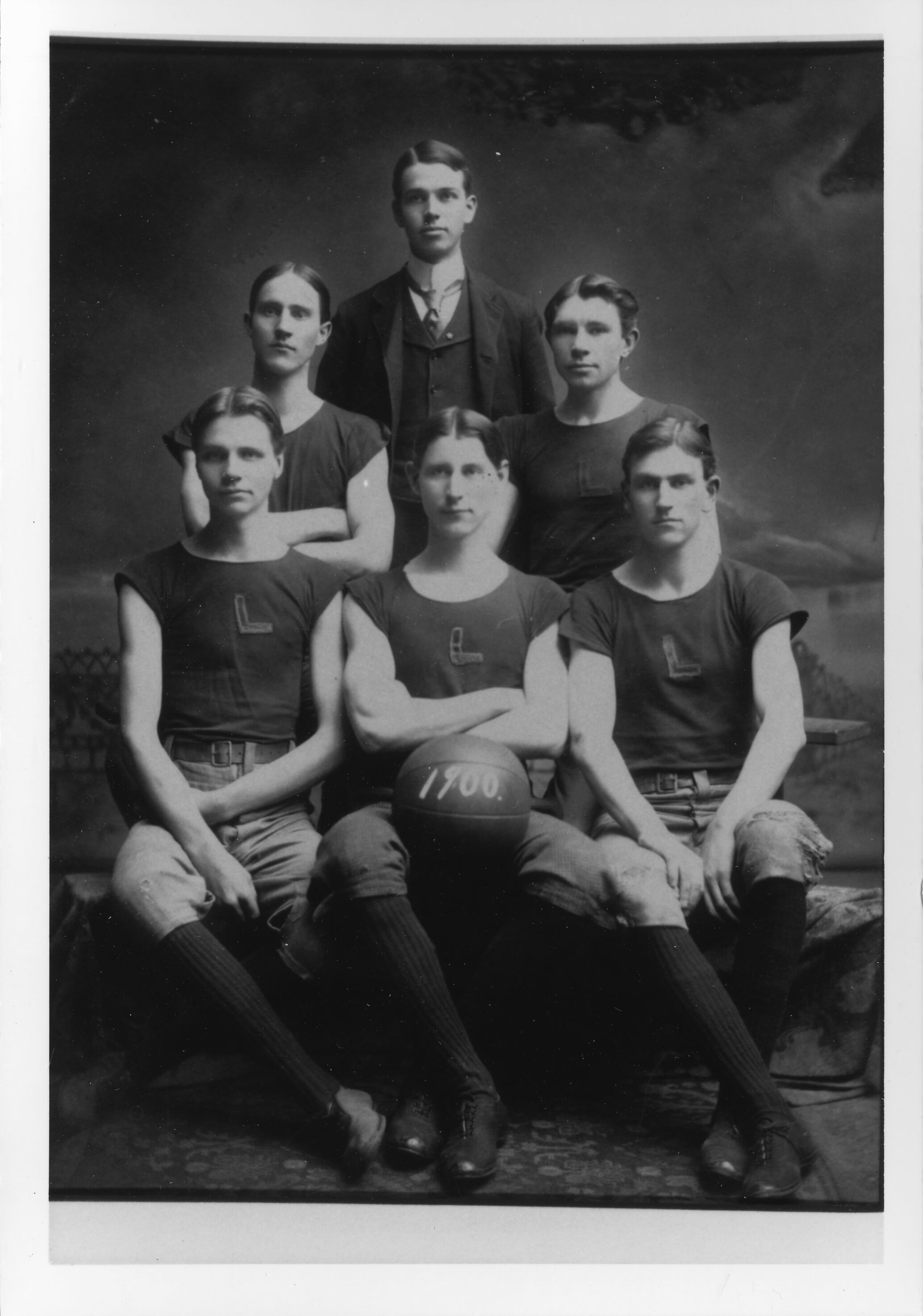 Lombard College Basketball Squad 1900 w/ Carl Sandburg